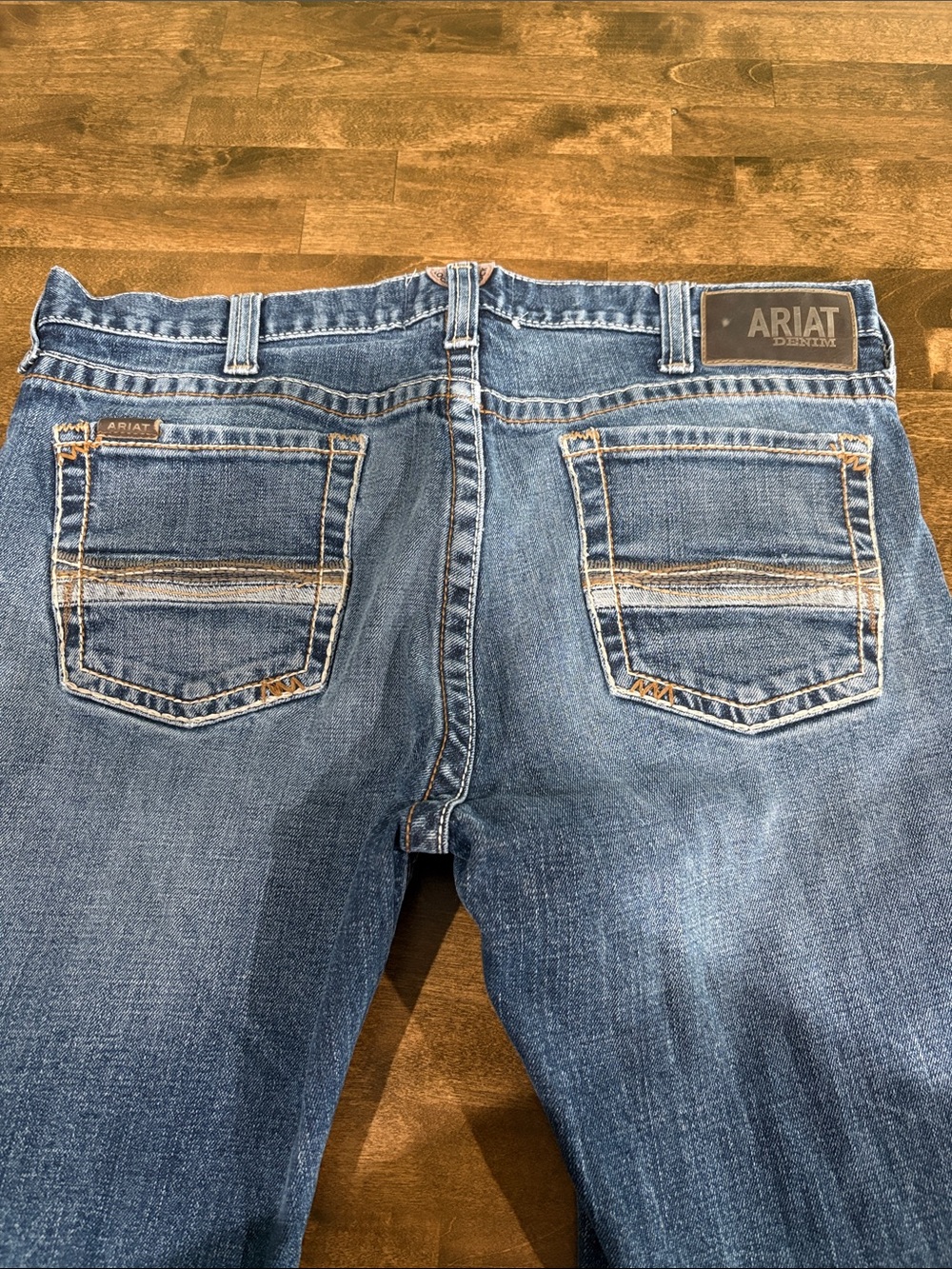 Ariat Men's Slim Straight Blue Washed Denim Jeans - Picture 5 of 6